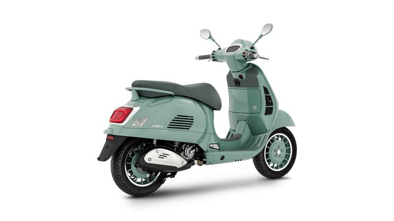 2027 Vespa GTS 310 80th Anniversary