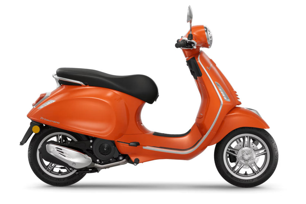 Vespa 150 Primavera (2025)